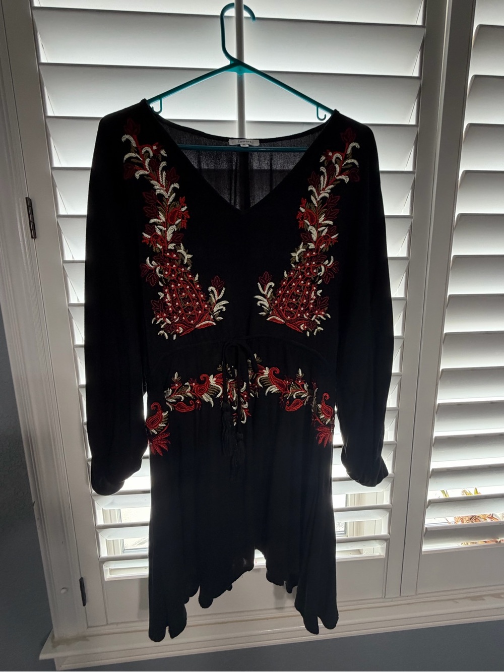 JODIFL Black Long-Sleeve Boho Dress with Red & Cream Embroidery